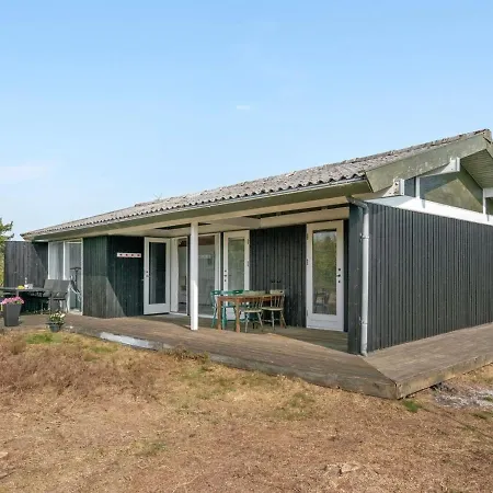 Thomine - 200m From The Sea In Ne Jutland By Interhome *