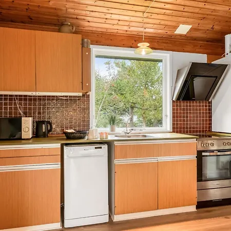 Hébergement de vacances Thomine - 200m From The Sea By Interhome Hals