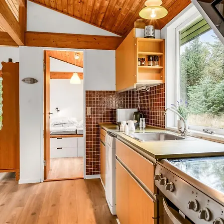 Thomine - 200m From The Sea By Interhome